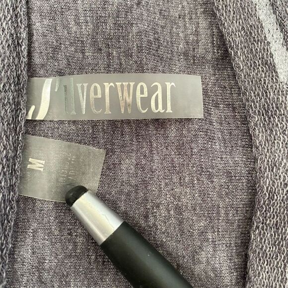 Silverwear Longsleeve angle cut top striped w/distressed pattern sz M - Picture 6 of 13